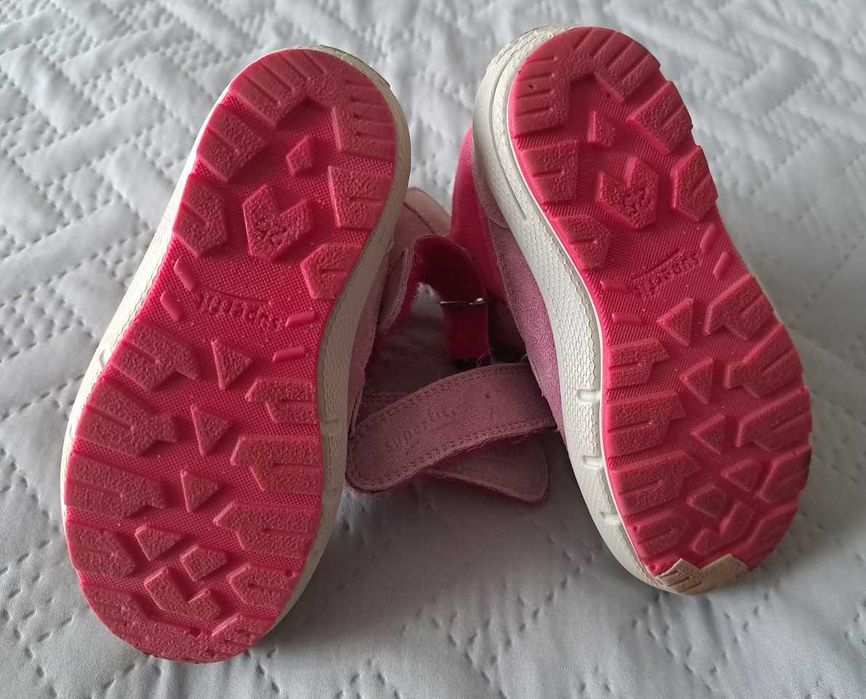 Buty dla dziewczynki r.25 Stan Bdb