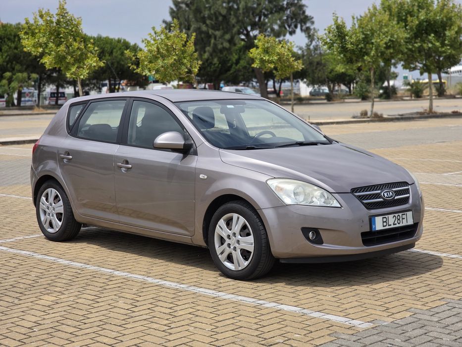 Kia Cee'd 1.4 Gasolina (109cv) | Impecável | IUC Antigo Pago Até 2027