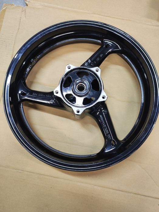 Колесо перед  Suzuki gsr 400/600
