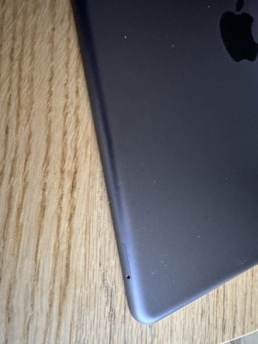 APPLE iPad 7 128GB A2198 Cellular/LTE