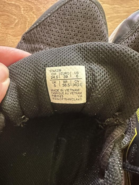 Кросівки Asics 38 розмір 24,5 по устілці