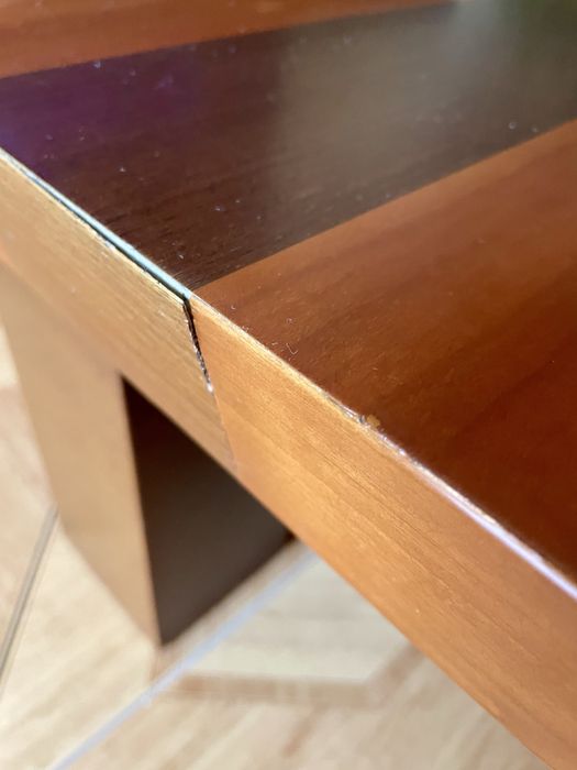 Mesa de centro castanho