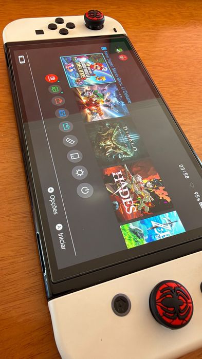 Nintendo Switch OLED – Como Nova