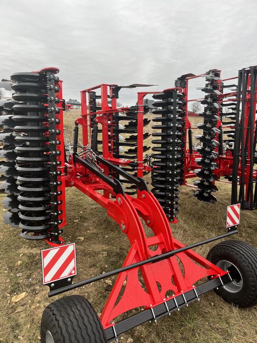 Brona talerzowa hydrauliczna UH 4.0m 4.5 m 5.0m 6.0m AgroKlon