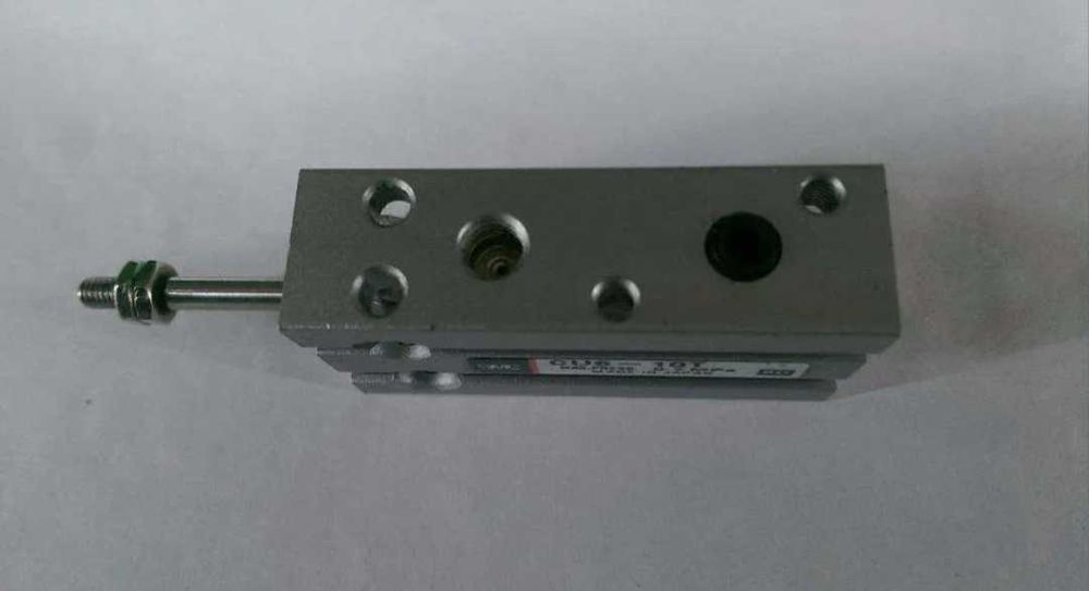 Cilindro Smc pneumático CU6-10T + CDU6-30D novos.