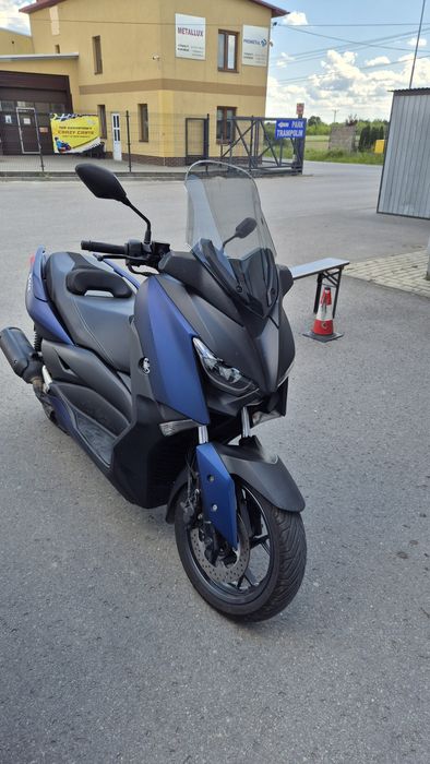 Yamaha X-max 125 cc