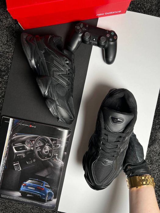 Чоловічі кросівки нью беланс New Balance 9060 All Black [41-45]