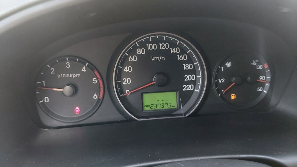 Hyundai H 300 2,5 CRDI 2008 r. Brygadówka 6 osobowa. Hak.