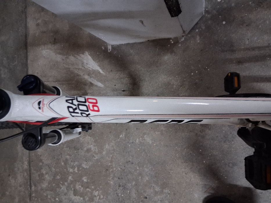 Bicicleta berg r 27.5 trak rock 60