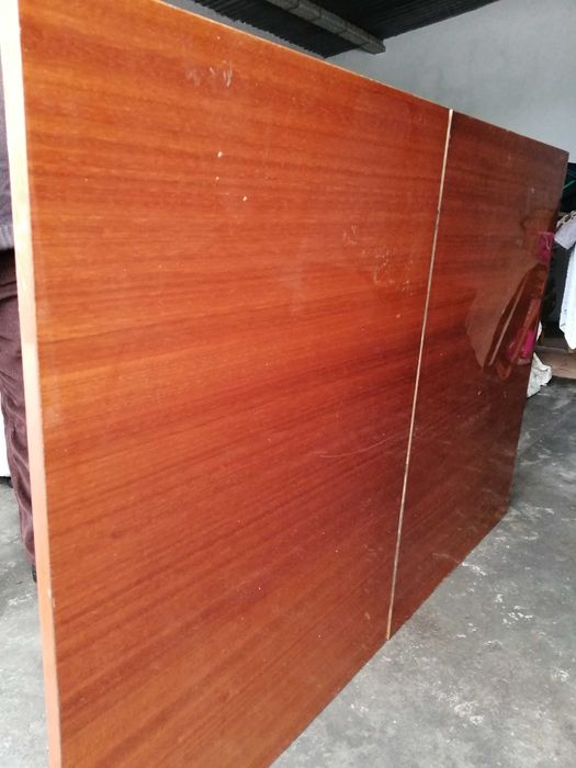 Mesa de jantar retangular