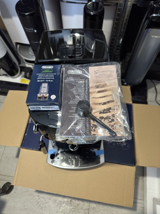 Кофемашина Delonghi ECAM 22.110 magnifica s