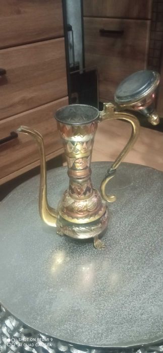 Dzbanuszek metalowy amfora