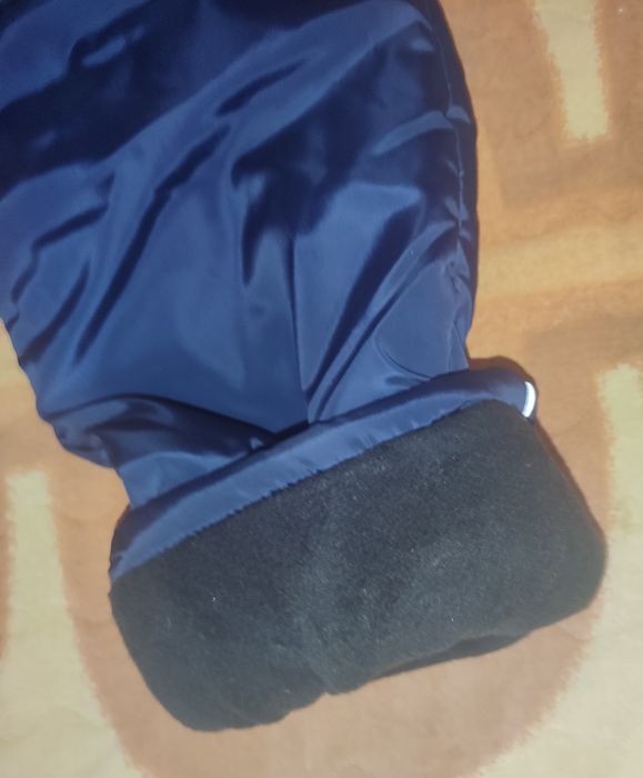 Продам зимние штаны на мальчика