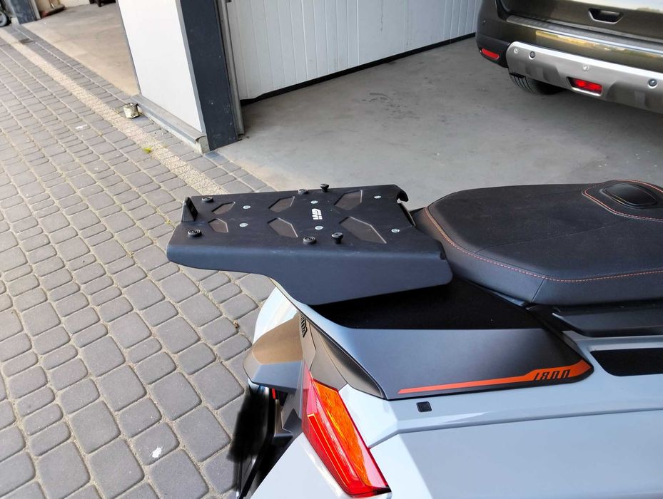 Płyta Givi stelaż bagażnik  Honda goldwing