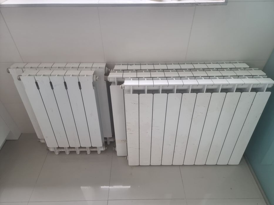 Radiadores de alumínio – vários taman