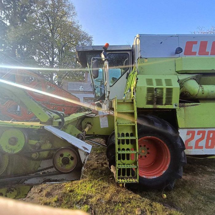 Продам Claas COMMANDOR 228 CS 1994 року