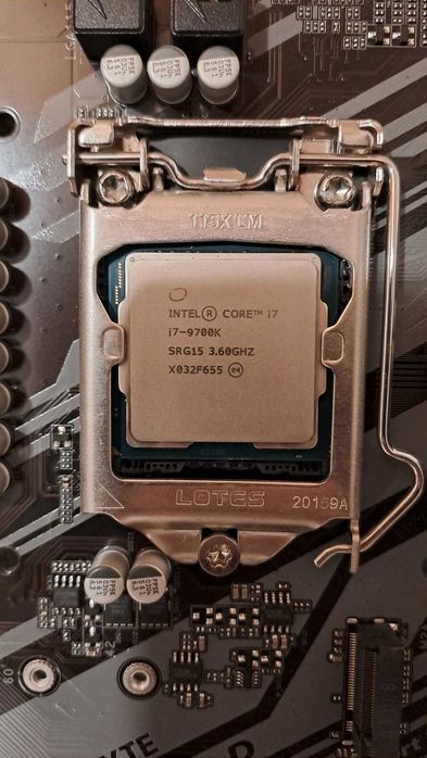 Bundle Intel Core i7-9700K / Board Gigabyte Z390 D LGA 1151