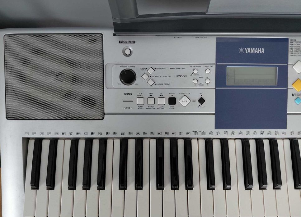 Keyboard yamaha