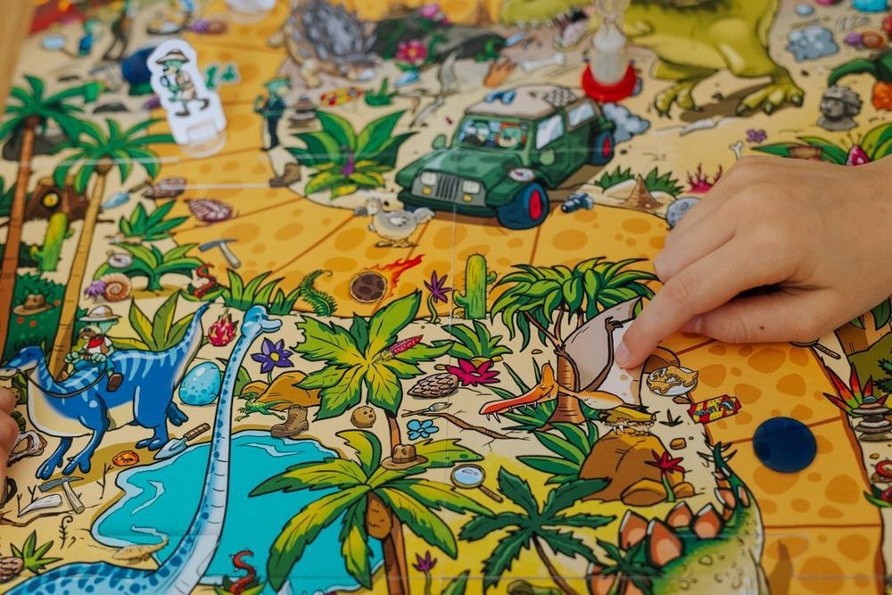 Gra Planszowa Spy Guy Junior Dinozaury Rodzina Treflików Trefl 02652