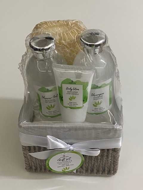 Kit banho Home SPA Aloe Vera (Shampoo, Gel e Body Lotion)