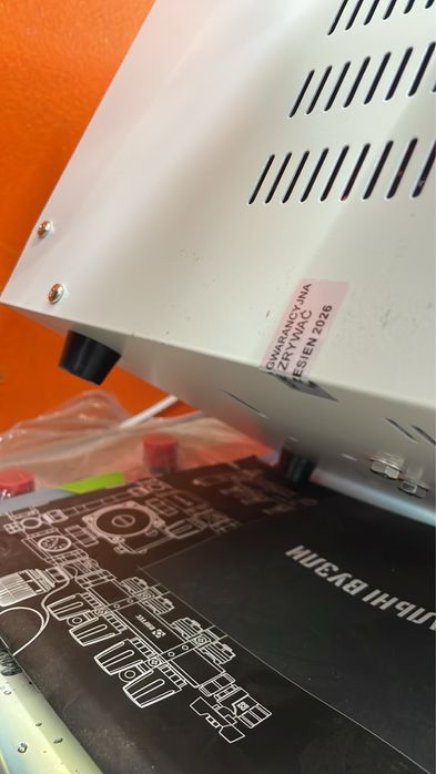 Volt Polska стабілізатор  напруги AVR 1000 VA