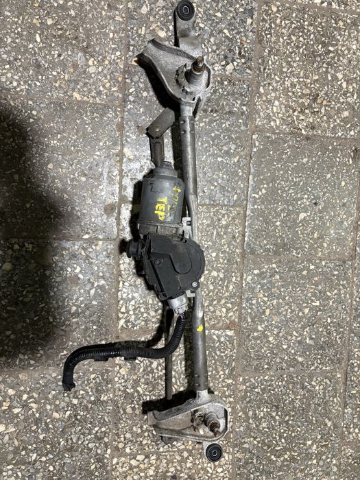 Моторчик двірників Subaru Forester 2010-2012