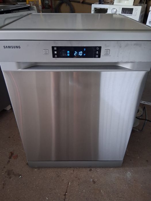 Máquina de lavar loiça Samsung