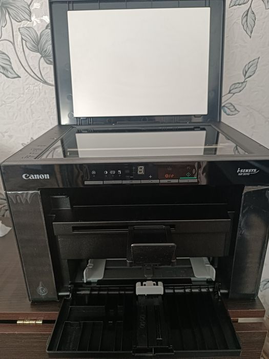Багатофункціональний принтер Canon I-Sensys MF3010
