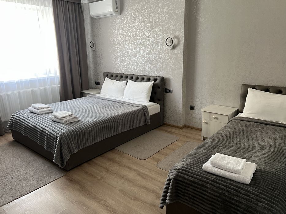 Нове житло Трускавець ! До центру 450м ! Балкон! Кондиціонер!