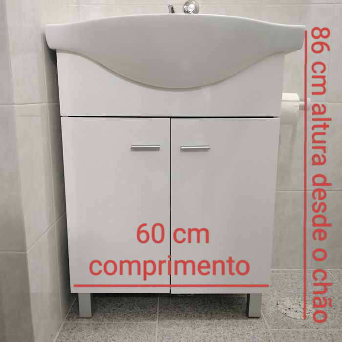 Móvel, Lavatório com torneira incluída