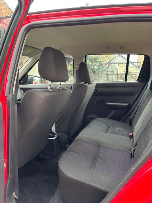 Samochód Suzuki Swift osobowy