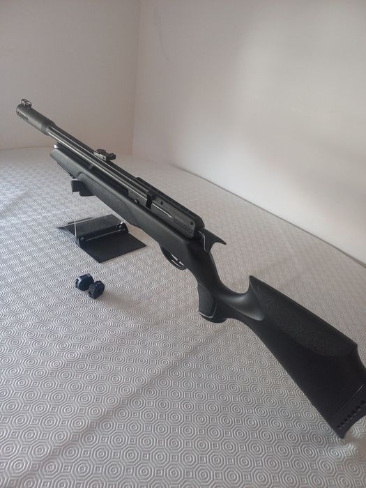 Carabina pressão de ar pcp  gamo