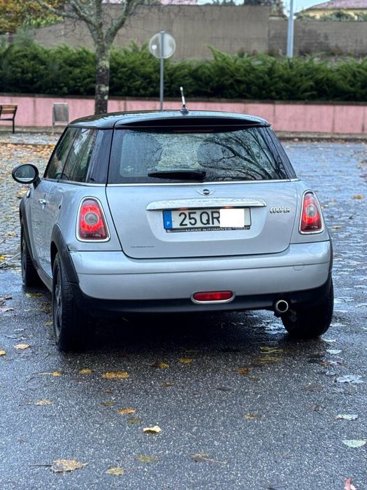 Mini Cooper 1.6D 110cv