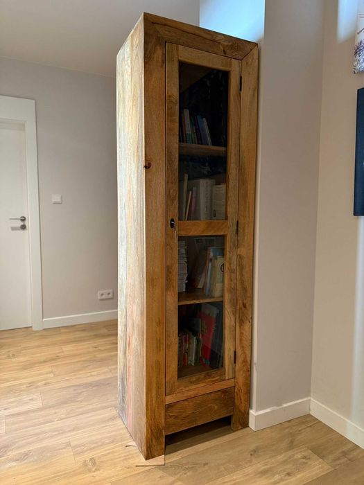 Witryna z litego drewna mangowca, ręcznie robiona, jak nowa !