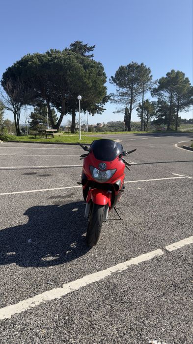 Honda cbr 600 f4 (25kw)