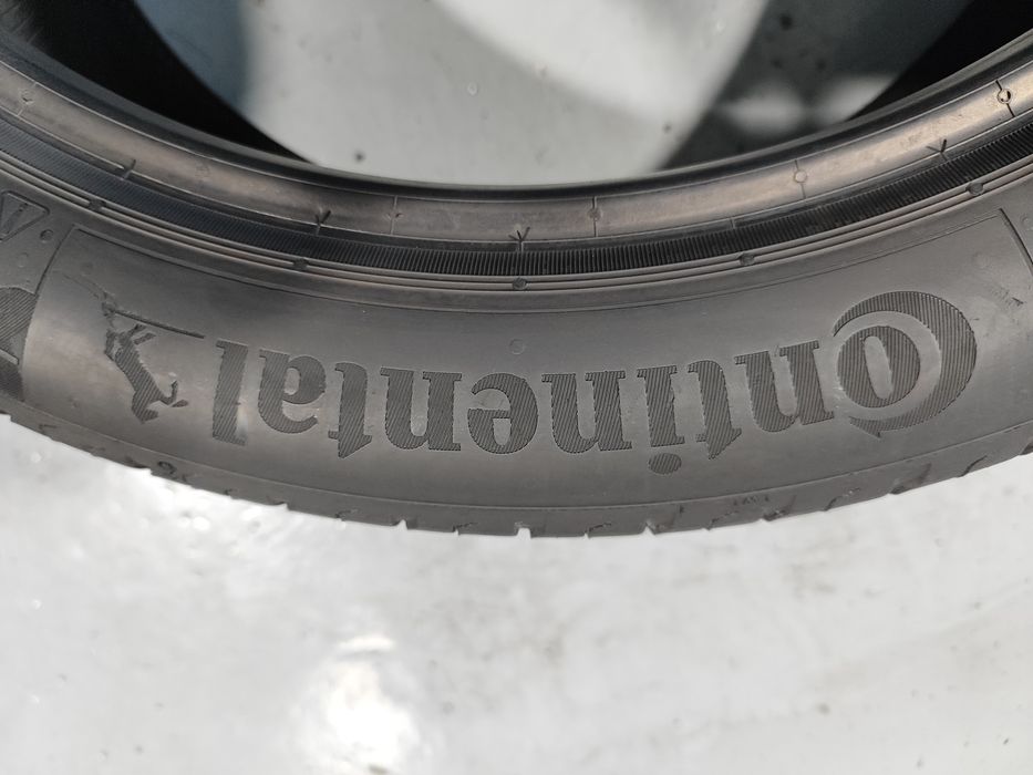 2 pneus semi novos 225-40R18 Nexen - Oferta dos Portes