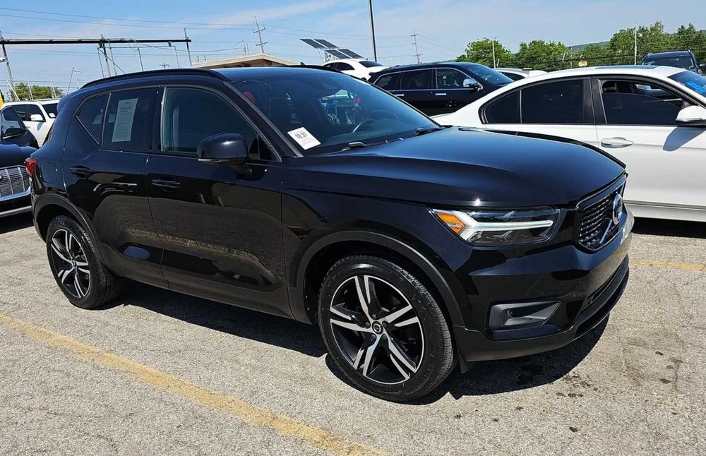 Volvo XC 40 T5 Бампер задній передній Вольво