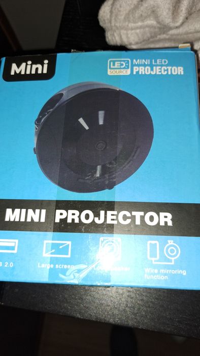 Mini Projetor Led Multifuncional