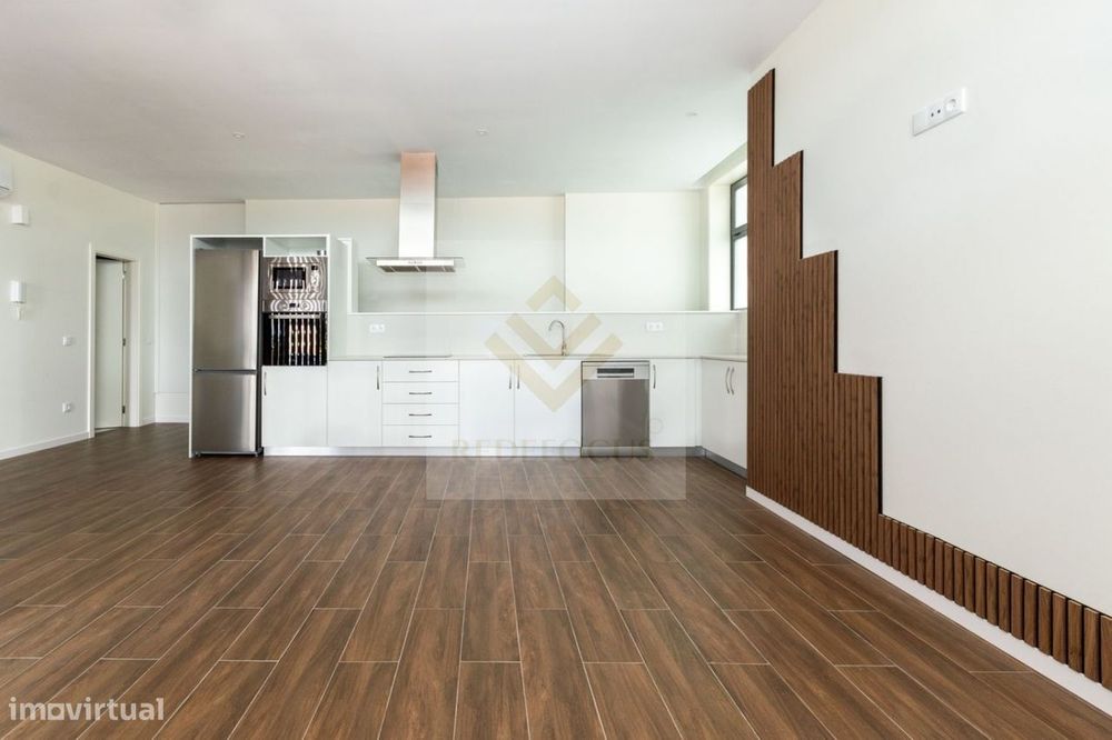 T2 duplex renovado com 122m² em Argoncilhe