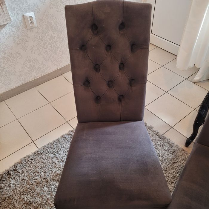 Zestaw 4 krzeseł