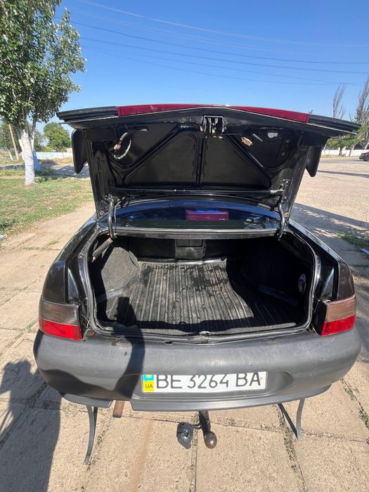Lada ваз-2110 десятка 2003г