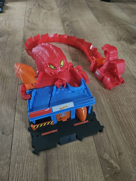 4 Zestawy Hot Wheels