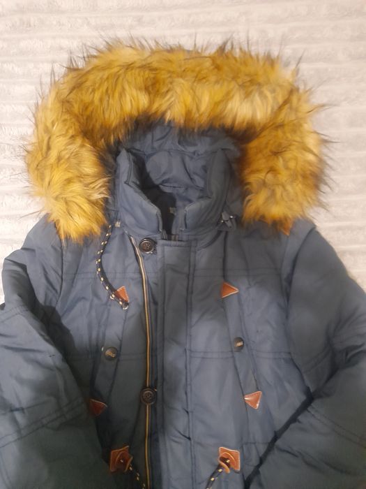 Куртка зимова розмір 40