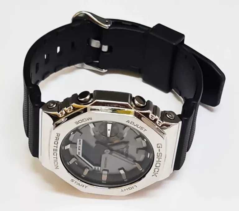zegarek casio  G-SCHOCK GM-2100 1AER