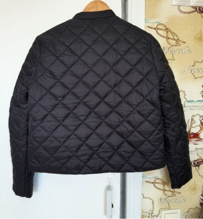 Куртка весна розмір М