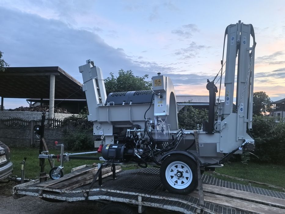 Wynajem i usługi Piło-łuparka SSA500E 9,5kw do drewna