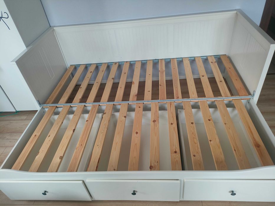 Łóżko młodzieżowe