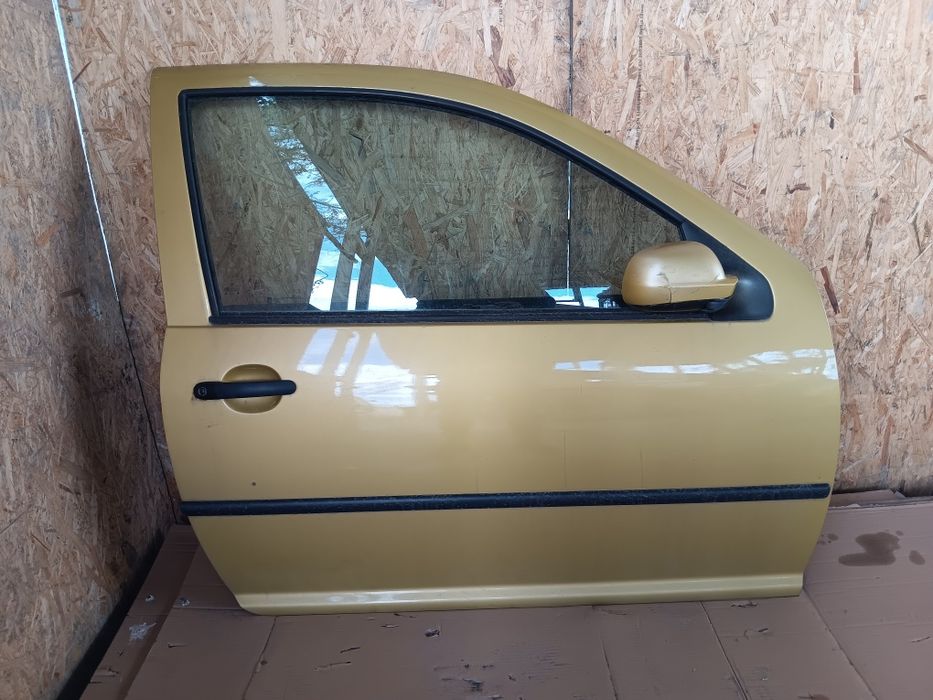 Vw volkswagen Golf IV 4 drzwi prawe pasażera kompletne lusterko szyba zamek KPL 3D