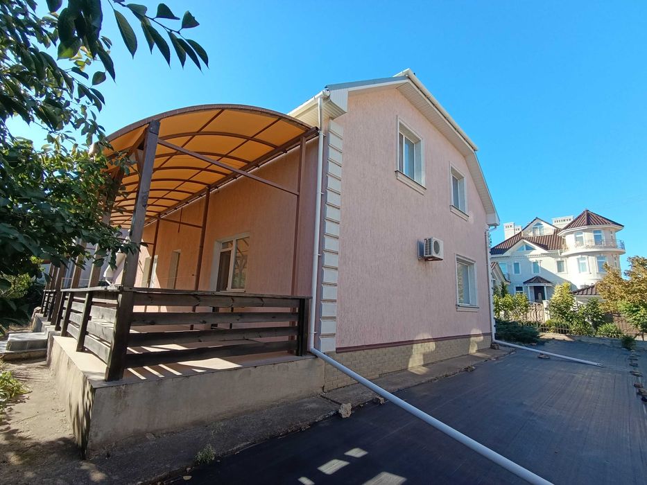 Продам дом 185 метров во втором Совиньоне на 10-ти сотках земли