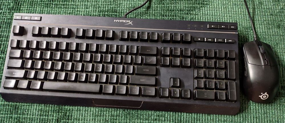 HyperX AlloyCore RGB  + SteelSeries Rival 3